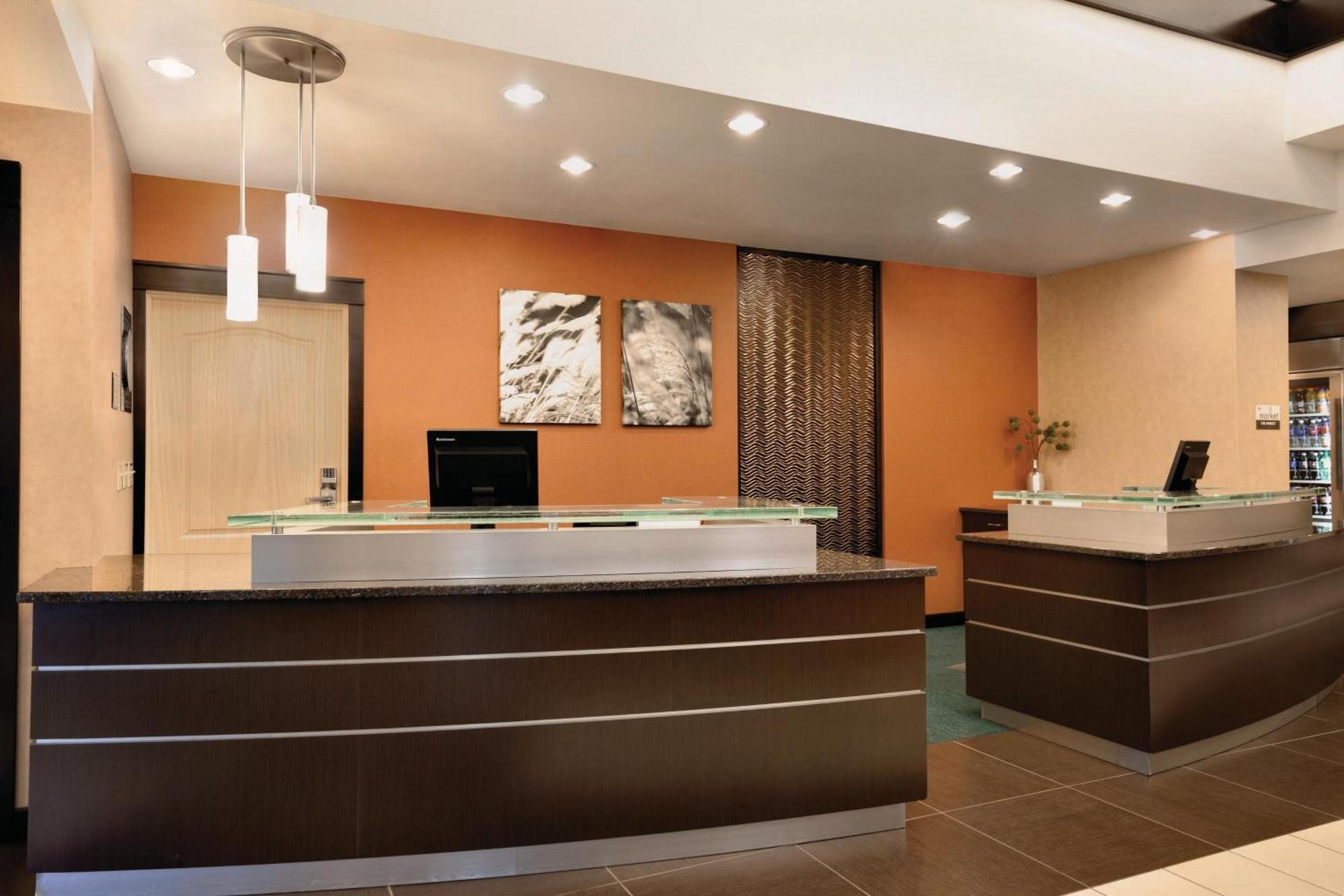 Residence Inn Bismarck North Екстериор снимка